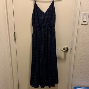 Chic Navy Checkered Midi Dress